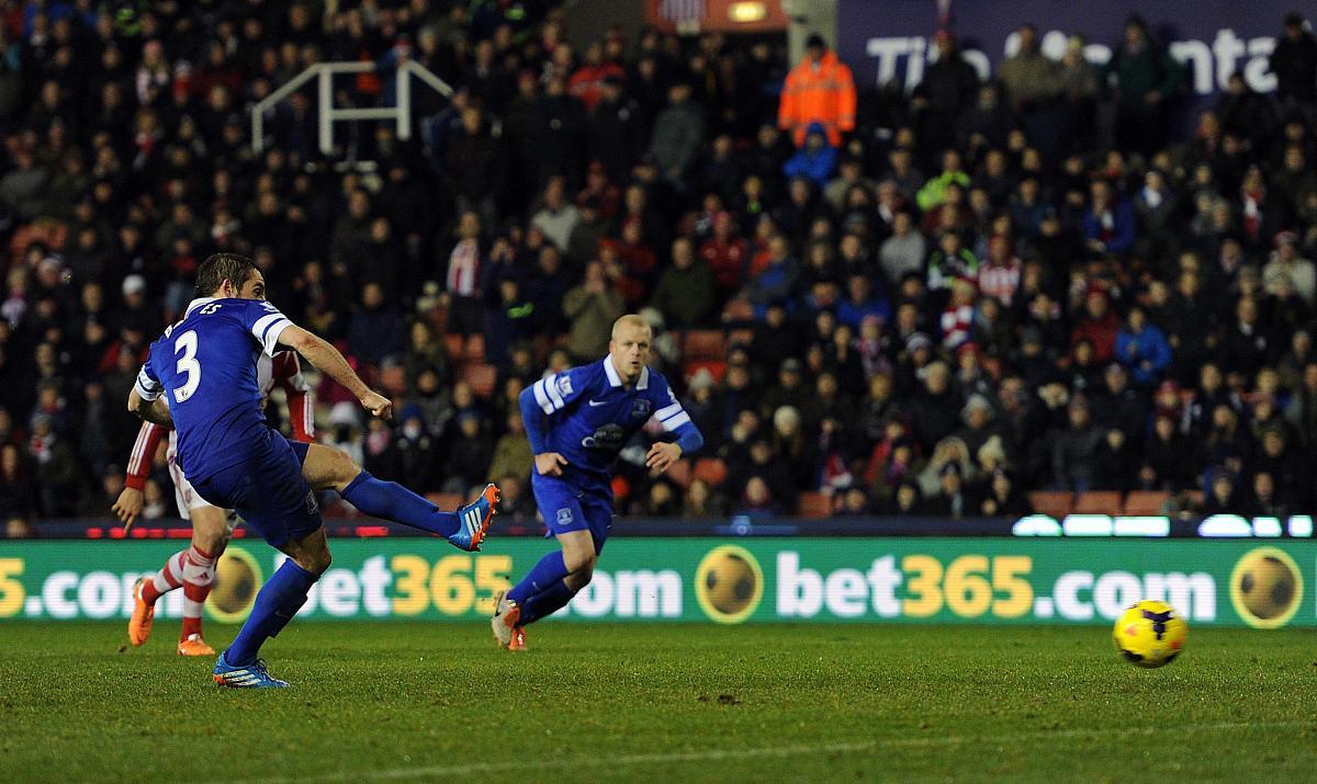 英雄联盟官网-关键时刻荷甲焦点战；曼城队长鼓劲；底气十足；身体对抗强度拉满的简单介绍